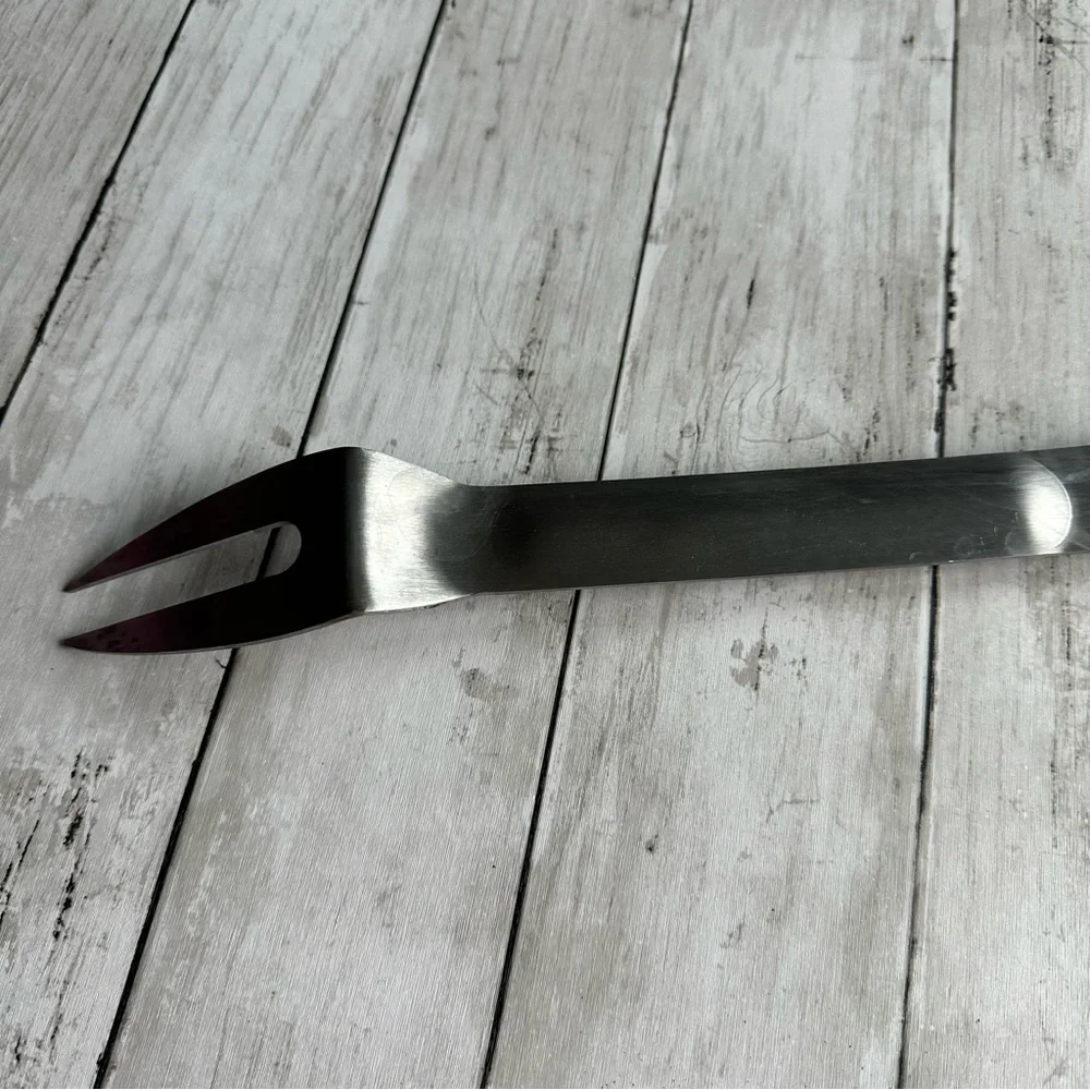 PREOWNED WILLIAMS SONOMA GRILLING FORK TOOL
